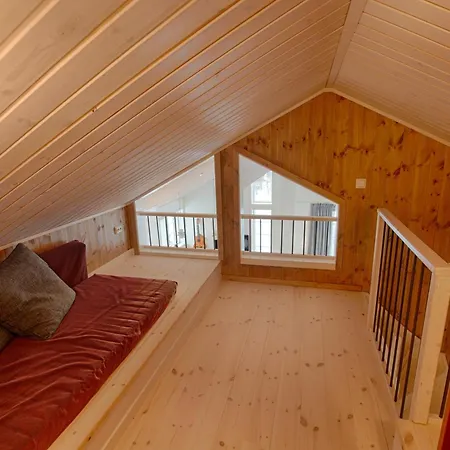 Chalet New 4bedroom With Sauna, Terrace & Fireplace *