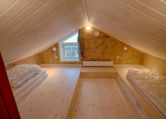 New 4bedroom With Sauna, Terrace & Fireplace *