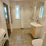 New 4bedroom With Sauna, Terrace & Fireplace شاليه